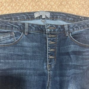 Wit & Wisdom button-fly skinny